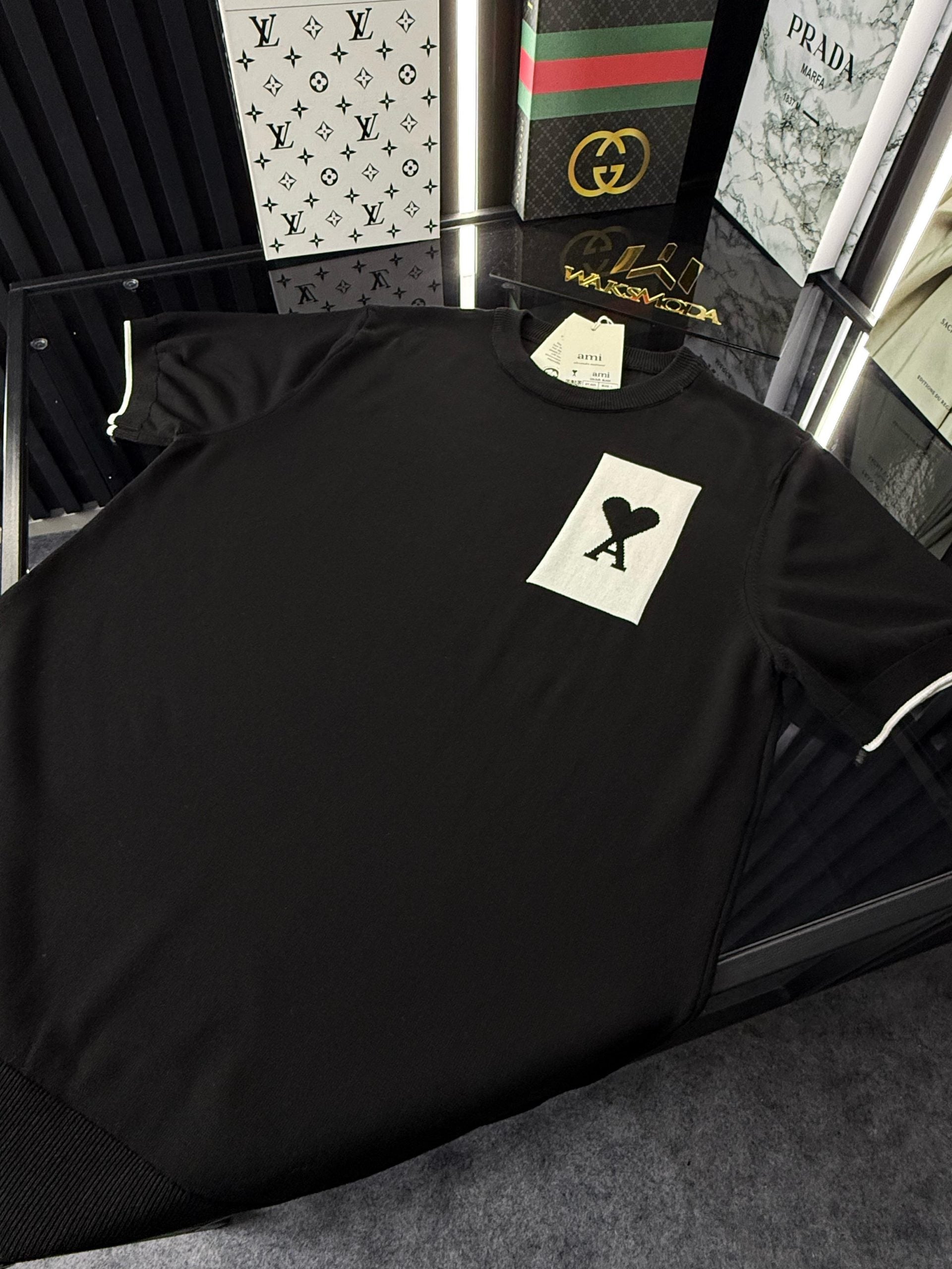 AMİ Örme Triko Tshirt /Siyah