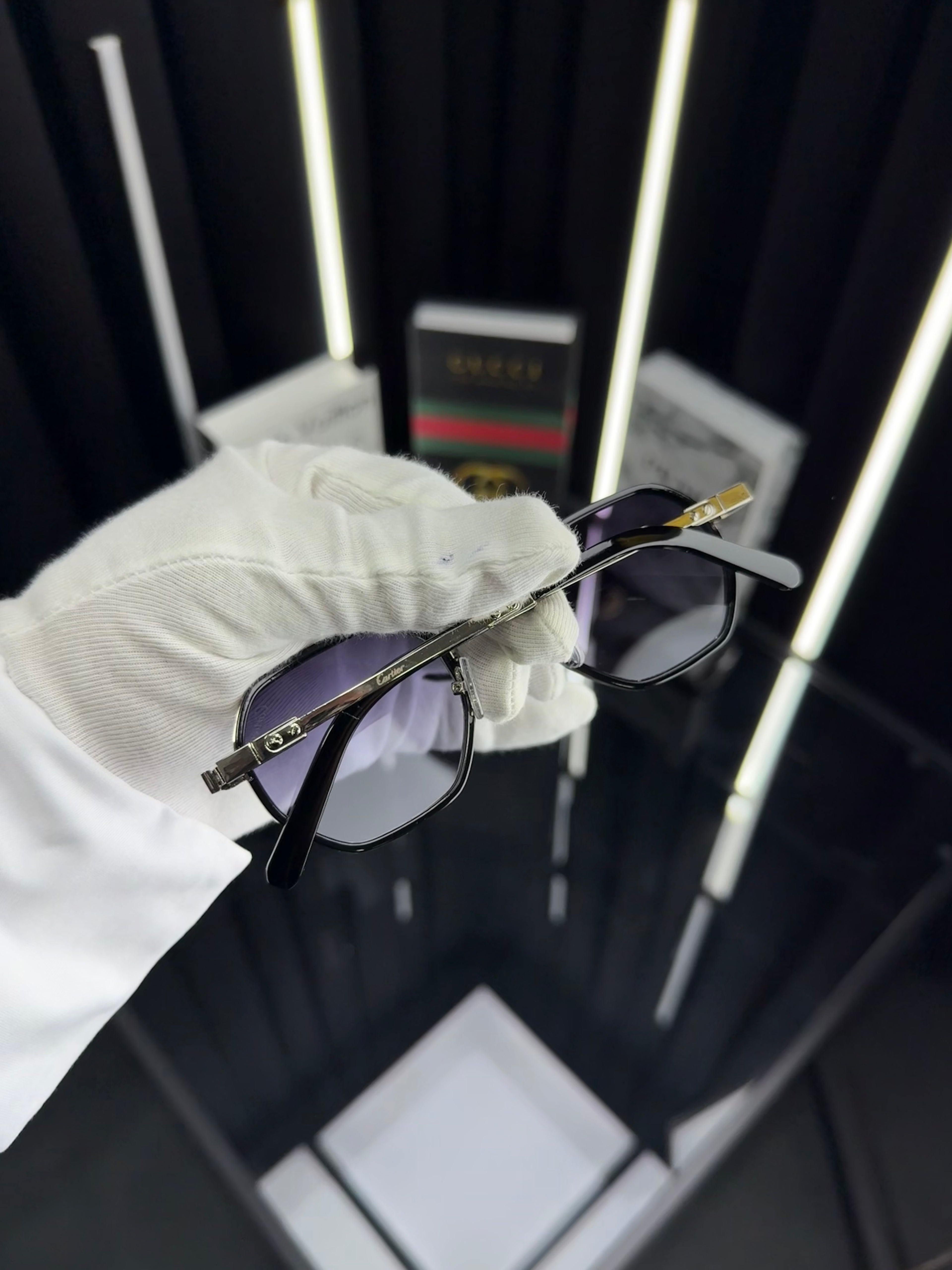 Cartier 151