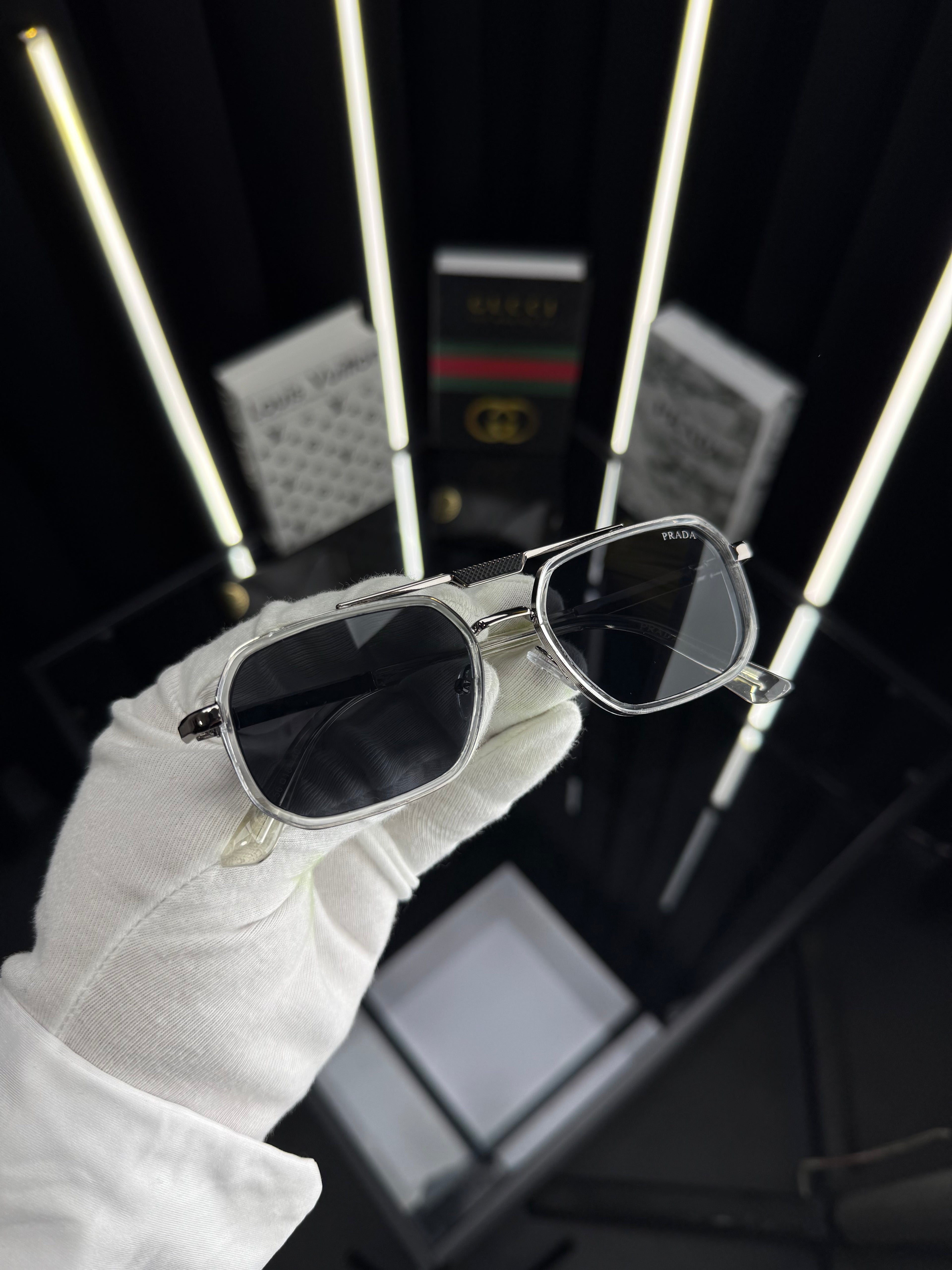 Prada 133