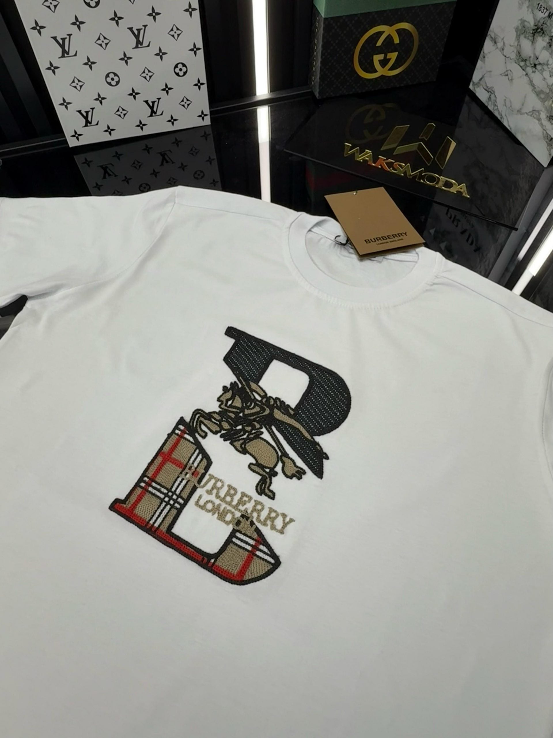 BRBRY Bisiklet Yaka Tshirt /Beyaz BB