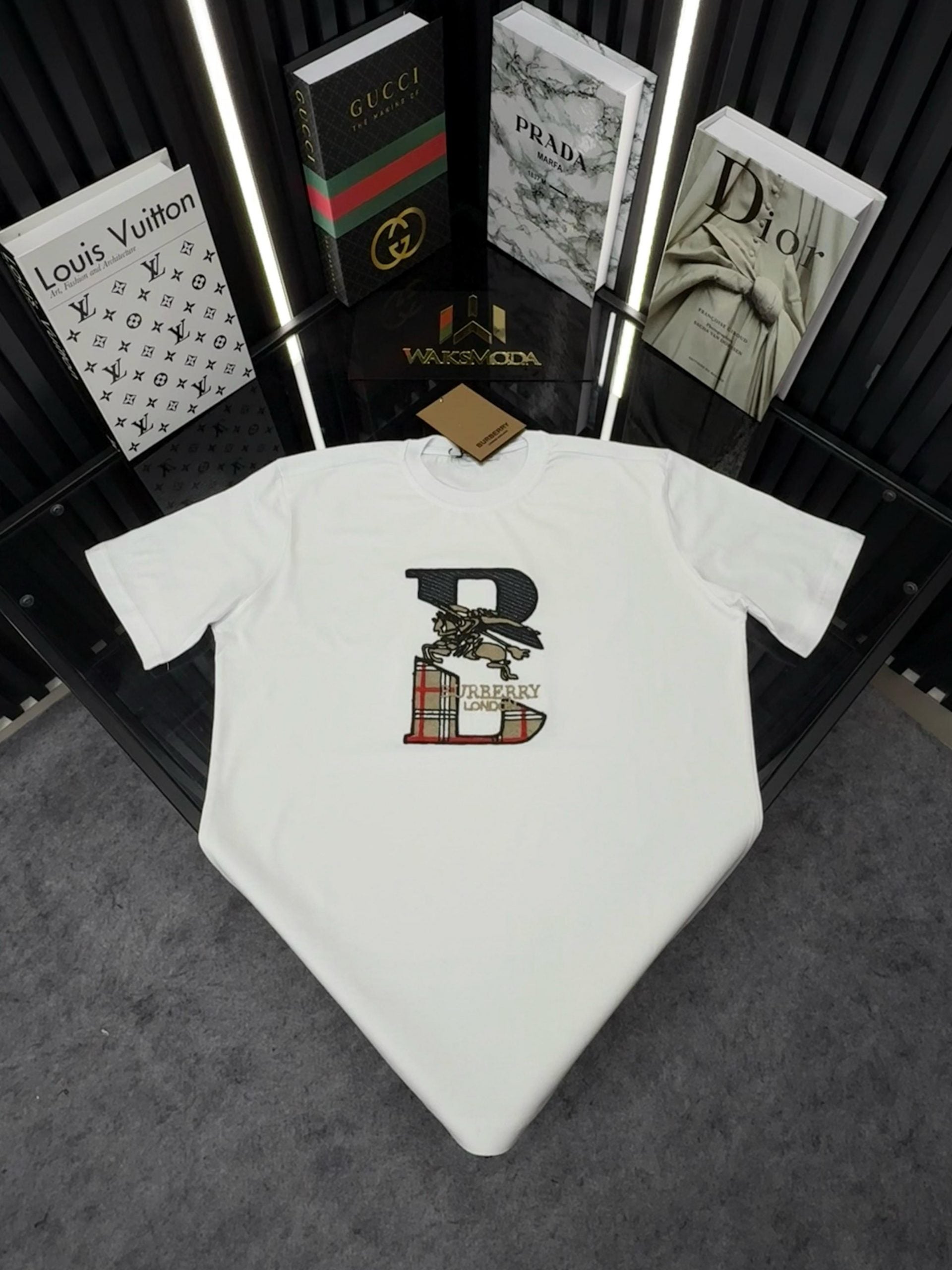 BRBRY Bisiklet Yaka Tshirt /Beyaz BB