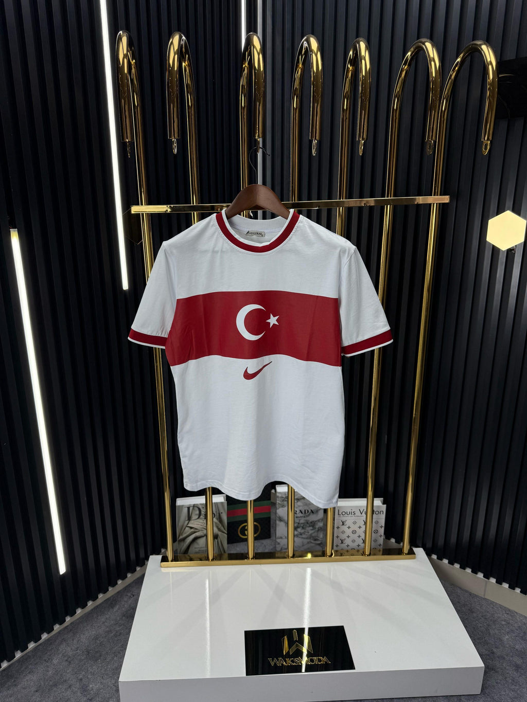 TR Beyaz Tshirt