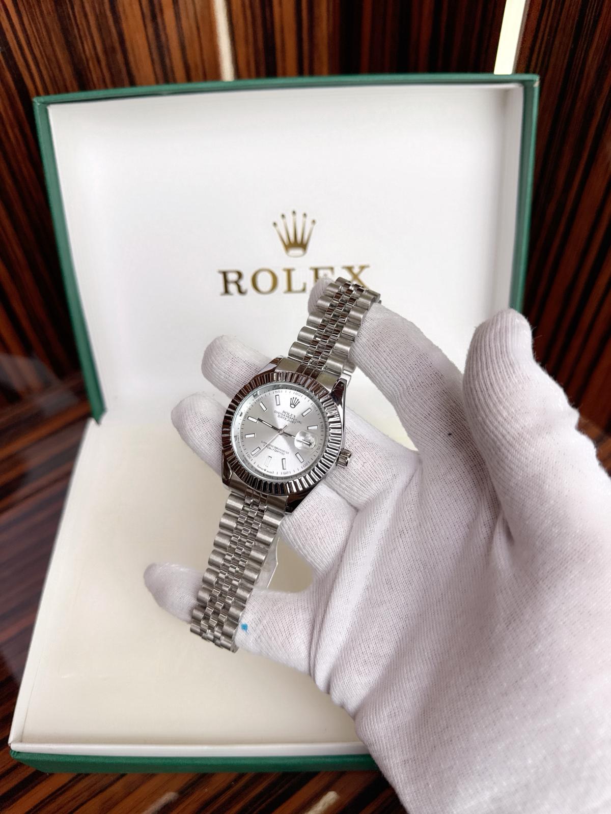 S-0025 R SAAT
