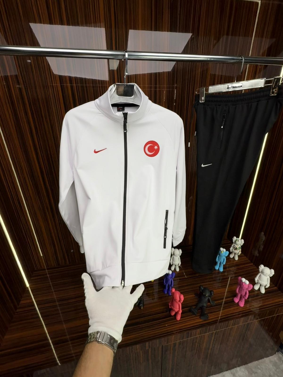 TR Eşofman Takımı /Beyaz