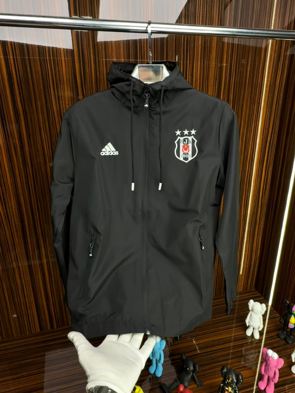 BJK Yağmurluk