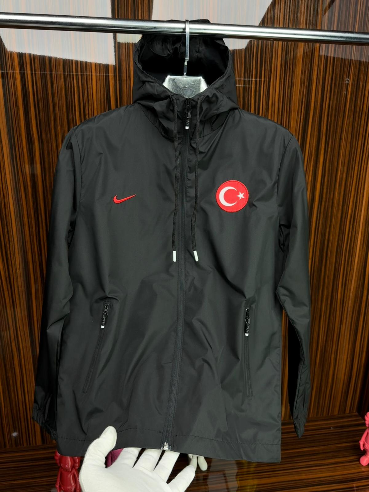 TR Yağmurluk