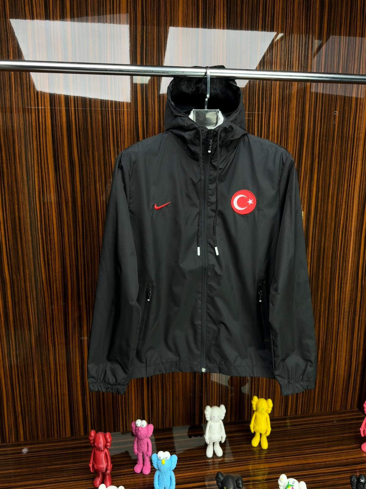 TR Yağmurluk